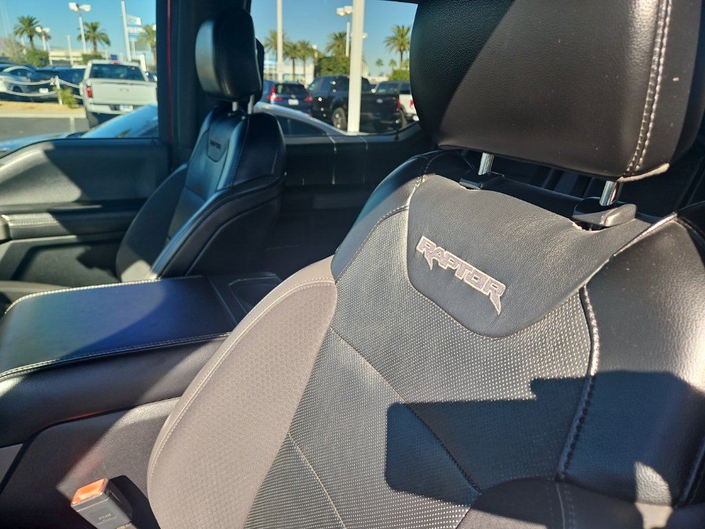 Used 2019 Ford F150 Raptor w/ Equipment Group 802A Luxury AWD/4WD image 4