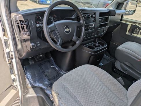 Used 2019 Chevrolet Express 3500 LT w/ LT Preferred Equipment Group RWD image 10