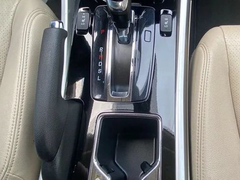 Used 2016 Honda Accord EX-L image 14