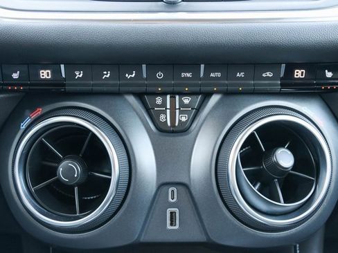 Used 2024 Chevrolet Blazer LT image 22