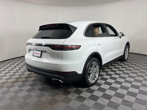 Used 2019 Porsche Cayenne Base image 15