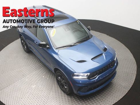 Used 2024 Dodge Durango R/T AWD/4WD image 3