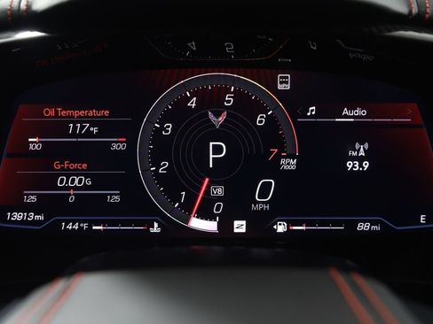 Used 2021 Chevrolet Corvette Stingray Premium Cpe w/ Z51 Performance Package RWD image 26