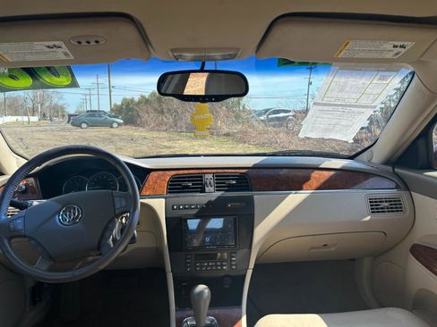 Used 2006 Buick LaCrosse CXL w/ Driver Confidence Package image 10