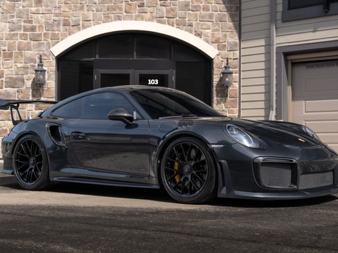 Used 2018 Porsche 911 GT2 RS RWD image 1