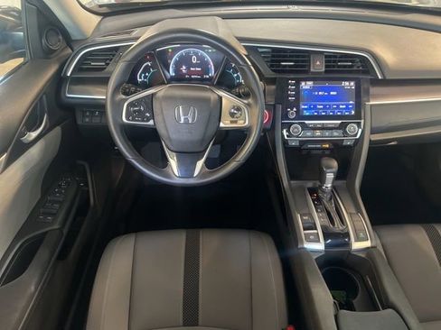 Used 2019 Honda Civic EX image 12