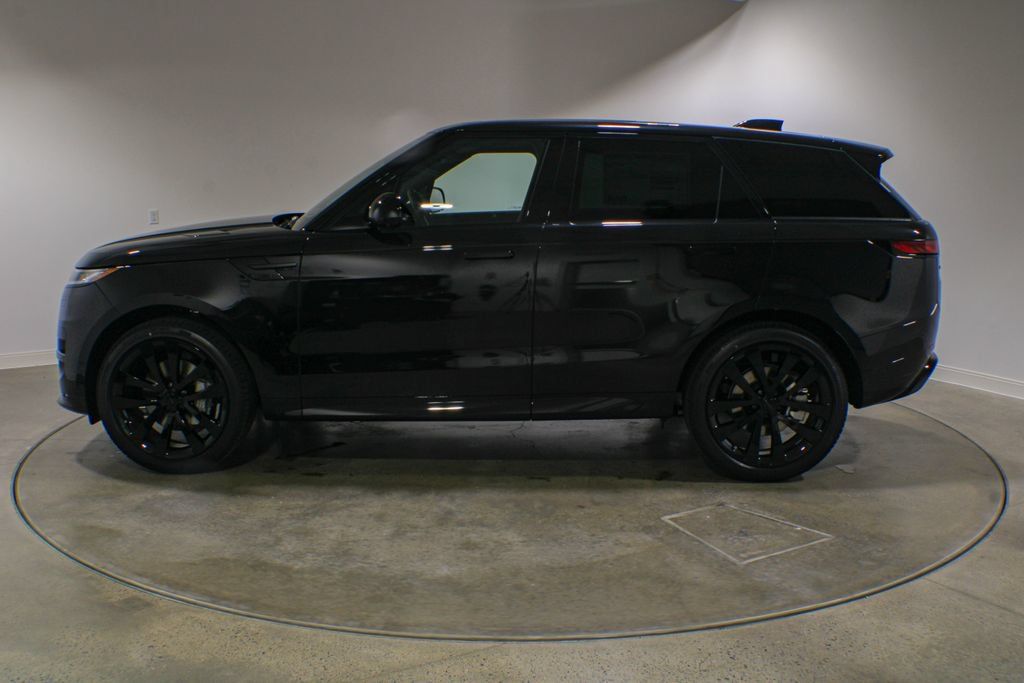 New 2026 Land Rover Range Rover Sport Dynamic SE AWD/4WD image 3