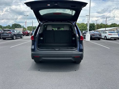 Used 2024 Toyota Grand Highlander AWD image 12