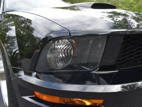 Used 2007 Ford Mustang GT Premium RWD image 37