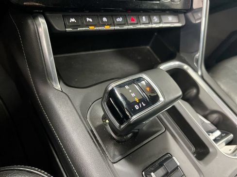 Used 2023 GMC Sierra 1500 Denali AWD/4WD image 18