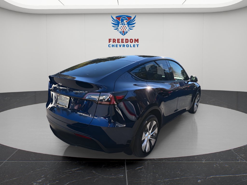 Used 2023 Tesla Model Y Long Range AWD/4WD image 30