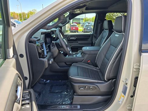 New 2026 GMC Sierra 2500 AT4X AWD/4WD image 15
