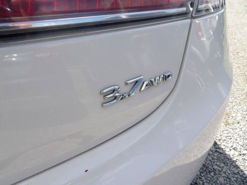Used 2014 Lincoln MKZ AWD image 5