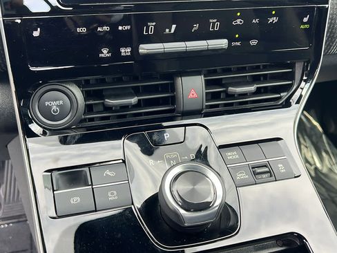Certified 2024 Subaru Solterra AWD/4WD image 14
