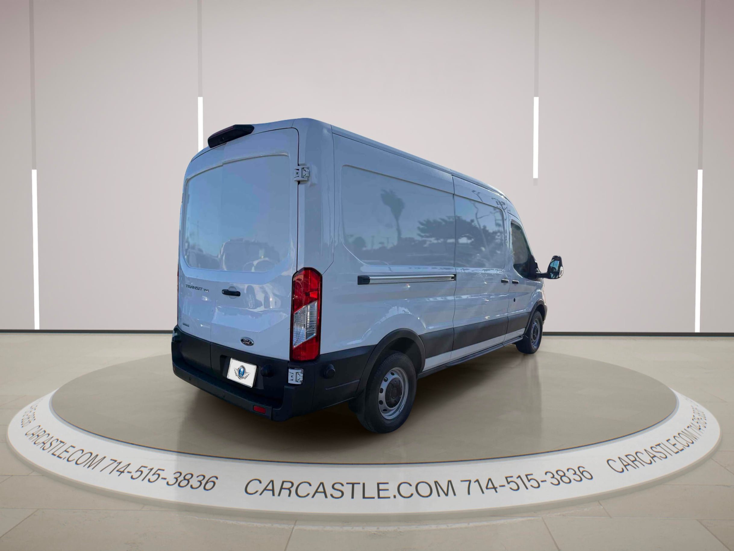 Used 2018 Ford Transit 350 148 Medium Roof RWD image 6