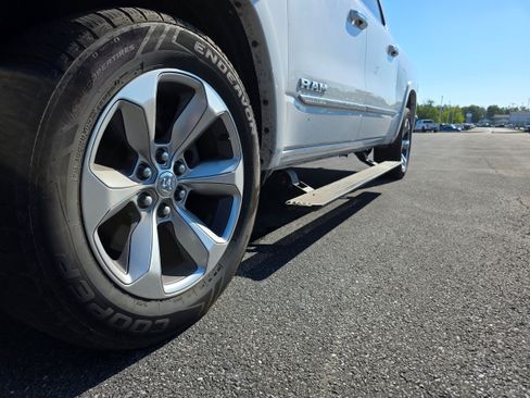 Used 2021 RAM 1500 Limited AWD/4WD image 22