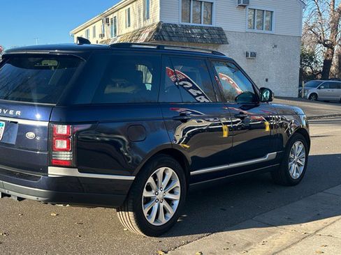 Used 2017 Land Rover Range Rover HSE image 6