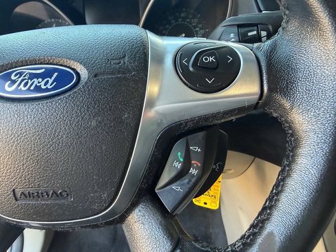 Used 2012 Ford Focus SEL FWD image 21