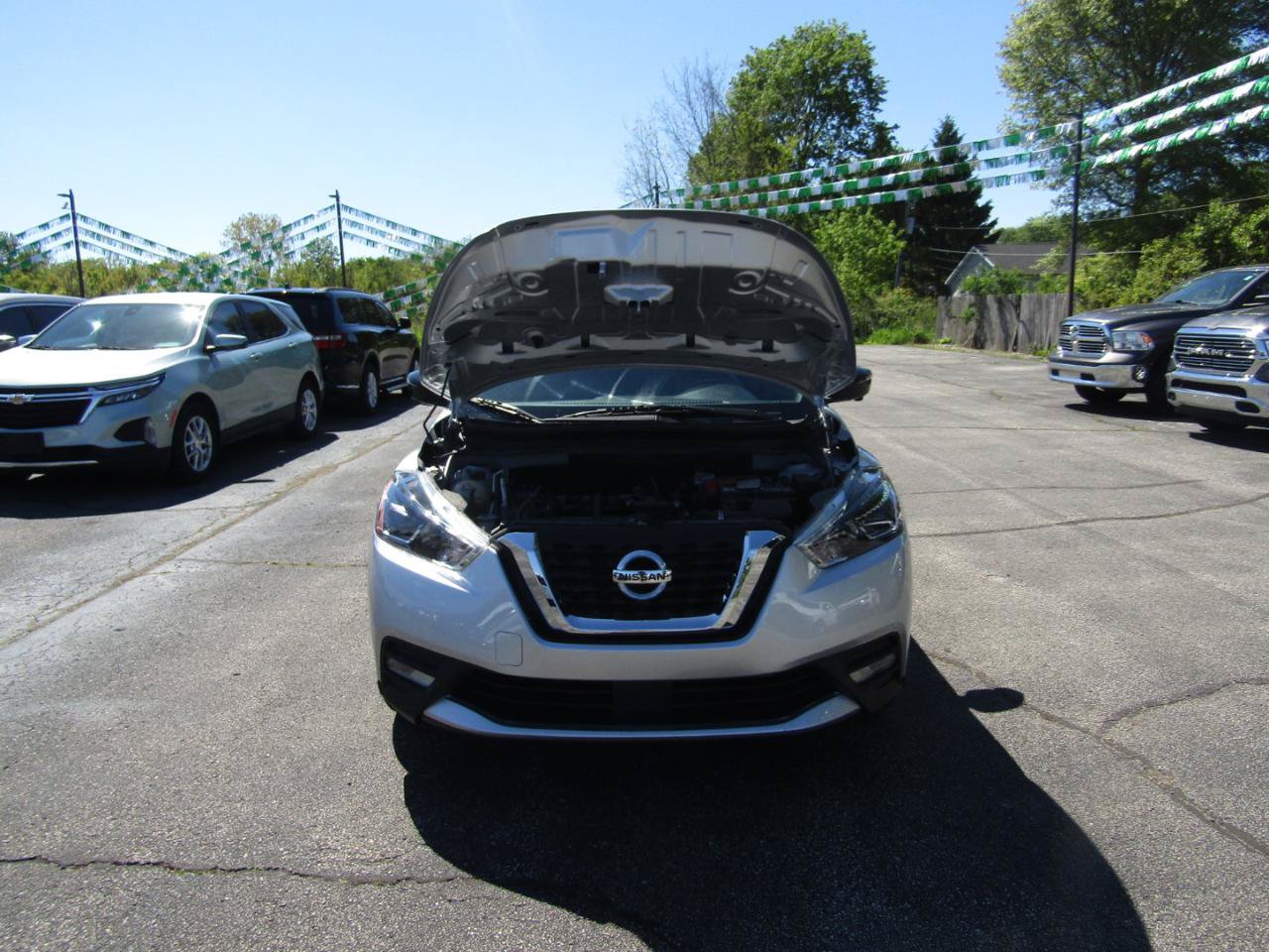 Used 2020 Nissan Kicks SR w/ SR Premium Package FWD image 24