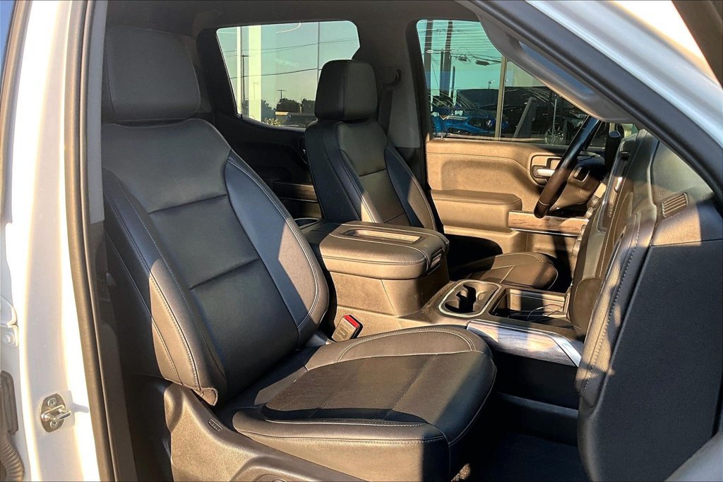 Used 2021 Chevrolet Silverado 1500 LTZ w/ Technology Package AWD/4WD image 9