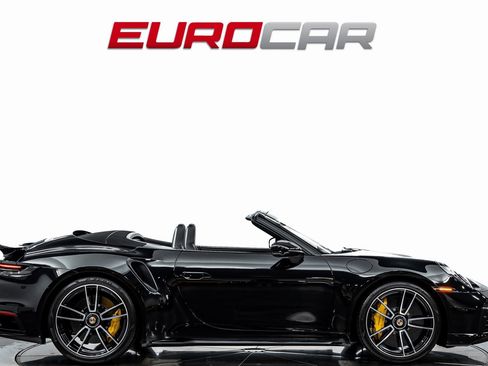 Used 2022 Porsche 911 Turbo S image 7