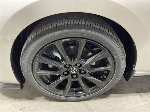 New 2026 MAZDA MAZDA3 Hatchback w/Premium Plus Pkg image 23