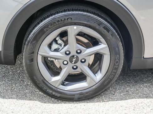 Certified 2025 Kia K4 FWD image 13
