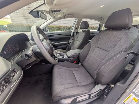 Used 2025 Honda Accord LX image 24