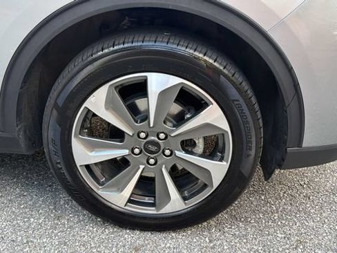 Certified 2024 Ford Escape Platinum AWD/4WD image 14