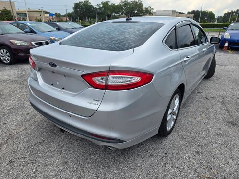 Used 2013 Ford Fusion SE FWD image 7
