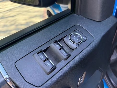 Used 2019 Ford F150 XLT w/ Equipment Group 302A Luxury AWD/4WD image 24