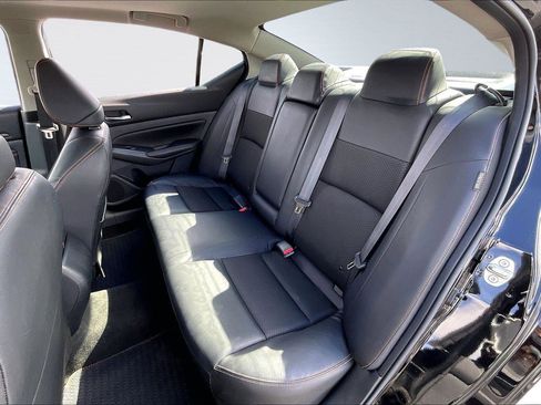 Certified 2022 Nissan Altima 2.5 SR w/ Midnight Edition Package image 27