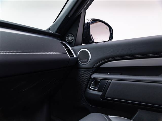 New 2026 Land Rover Discovery Dynamic SE AWD/4WD image 32