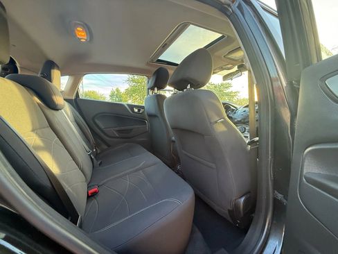 Used 2014 Ford Fiesta SE image 12