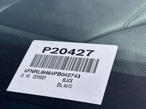 Used 2023 Honda Odyssey EX-L image 32