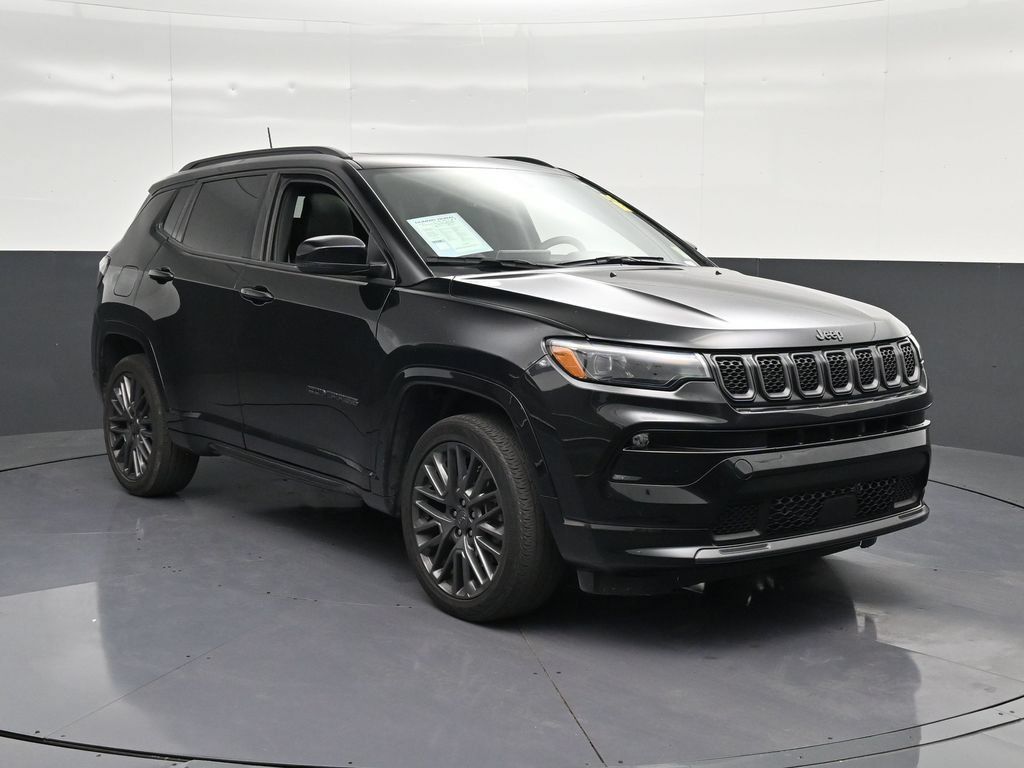 Used 2024 Jeep Compass Limited w/ High Altitude Package AWD/4WD image 5