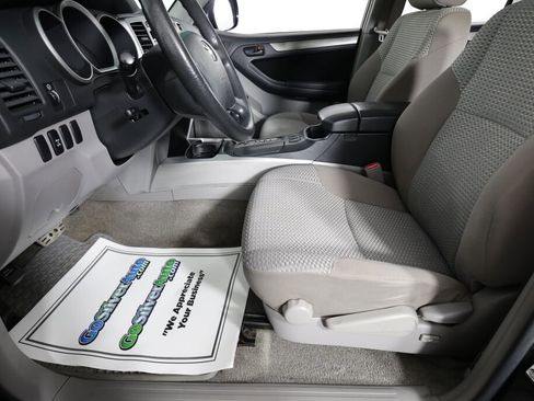 Used 2007 Toyota 4Runner SR5 image 13