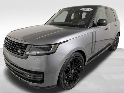 Used 2025 Land Rover Range Rover SE