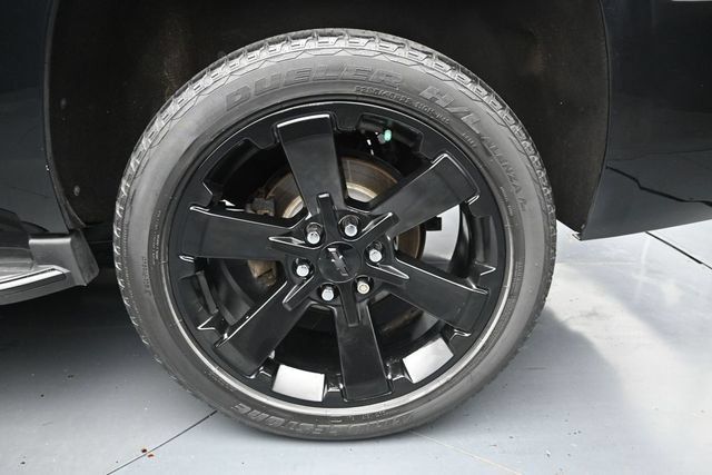 Used 2018 Chevrolet Tahoe Premier AWD/4WD image 12