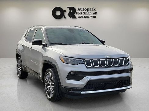 Used 2022 Jeep Compass Limited w/ Elite Group image 1
