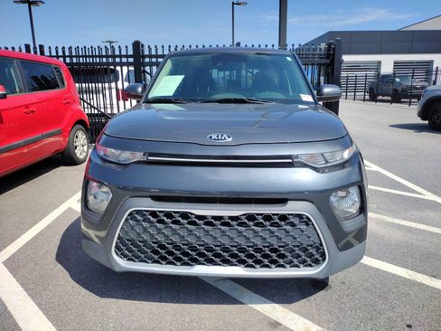 Used 2021 Kia Soul S FWD image 2