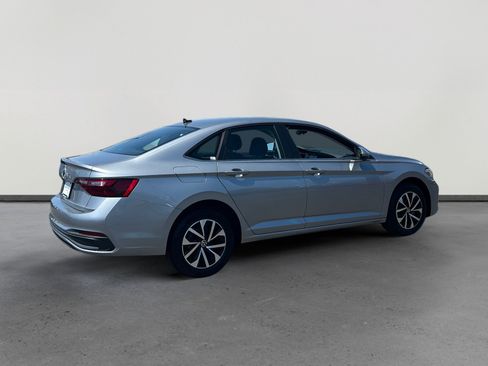 Certified 2023 Volkswagen Jetta S FWD image 5