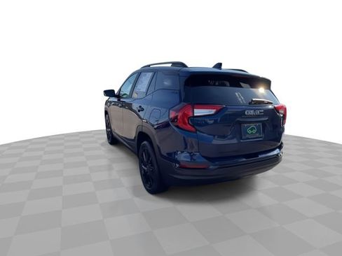 Certified 2023 GMC Terrain SLE w/ Driver Convenience Package AWD/4WD image 8