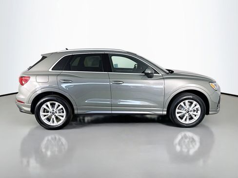 Certified 2025 Audi Q3 2.0T Premium w/ Convenience Package AWD/4WD image 8