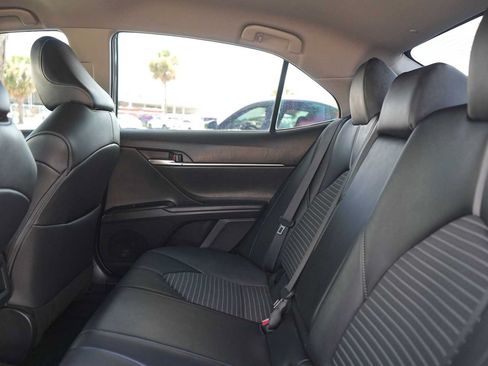 Used 2024 Toyota Camry SE FWD image 14