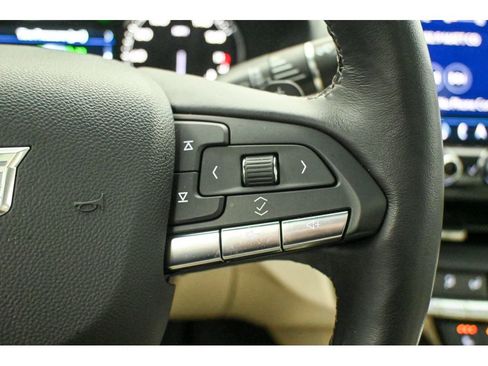 Used 2024 Cadillac CT4 Luxury w/ Sun And Sound Package image 38