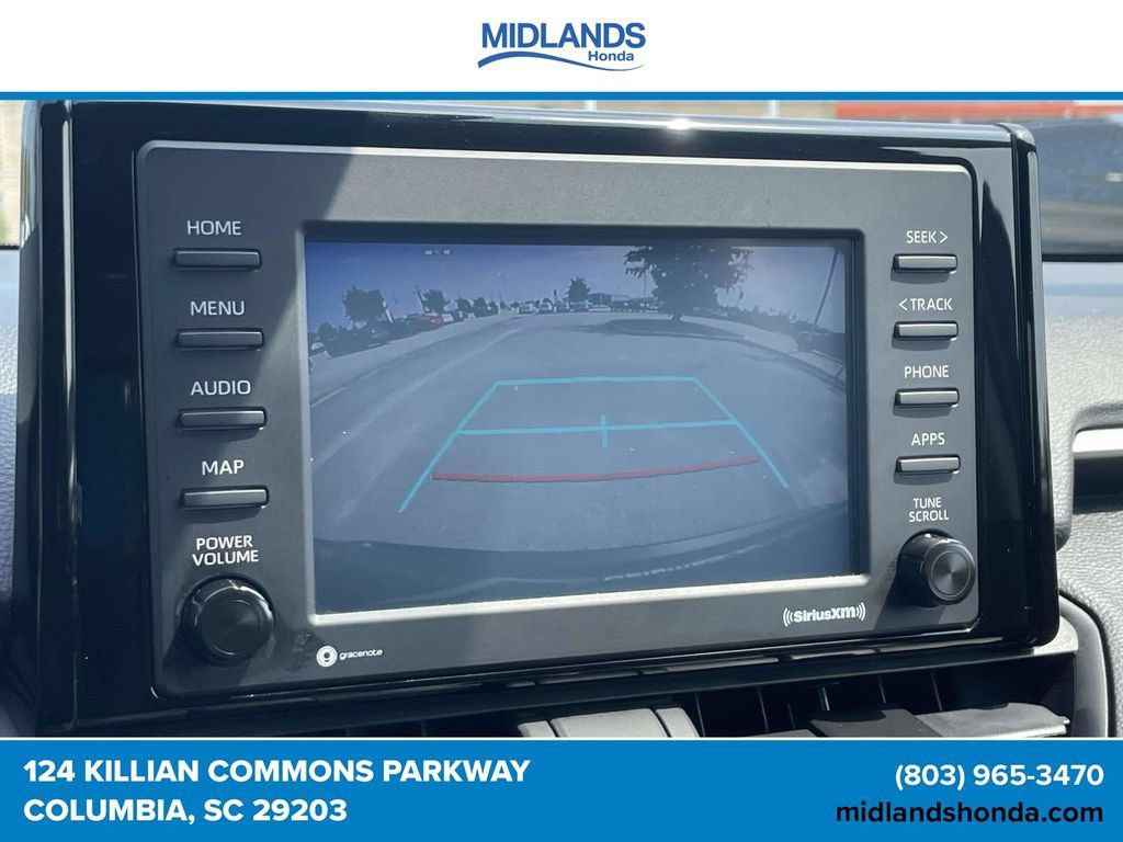 Used 2021 Toyota RAV4 XLE AWD/4WD image 26