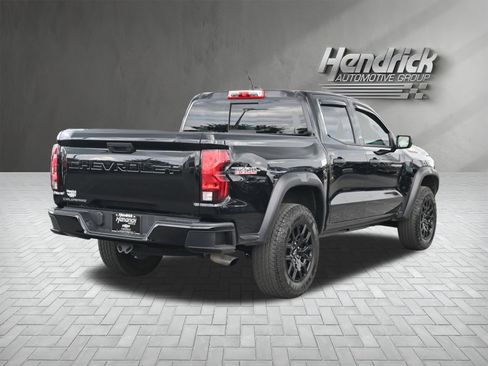 Used 2024 Chevrolet Colorado Trail Boss AWD/4WD image 10