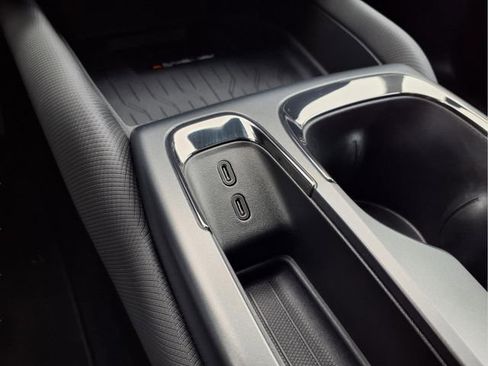 New 2026 Chevrolet Equinox EV RS image 10