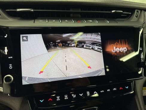 New 2026 Jeep Grand Cherokee Laredo image 21